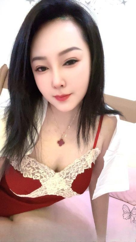 丰满美乳少妇 图 4