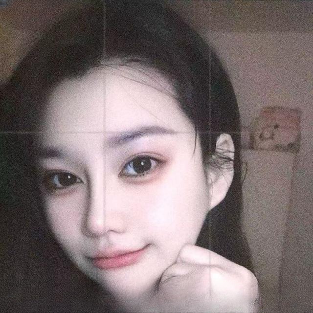 E罩杯御姐依依 图 3