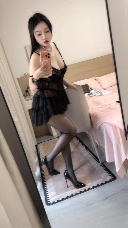 大奶肥臀妩媚性感晴晴 图 3