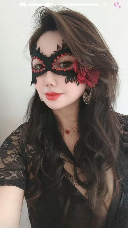 OL制服喷潮骚妇 图 2