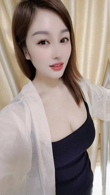 龙华居家蜜桃臀优优 图 3