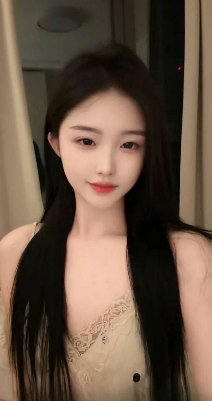 极品大长腿美女有公寓 图 2