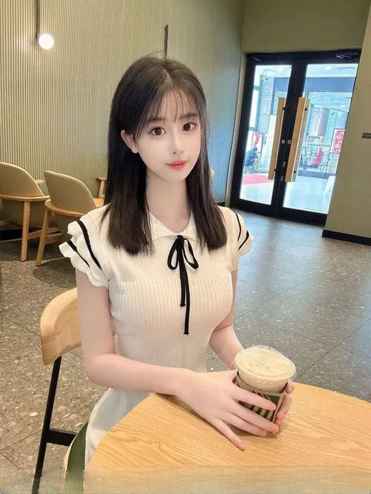 极品身材清纯美女