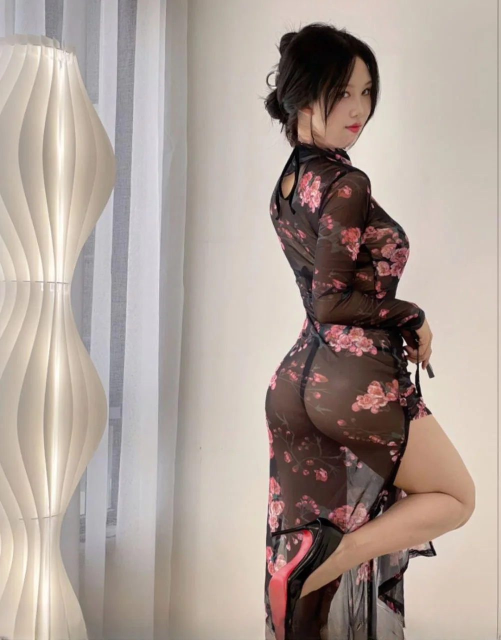 性感旗袍小少妇