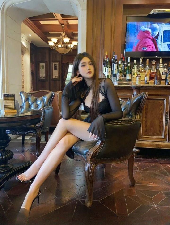 黑丝水蛇腰金坛也可