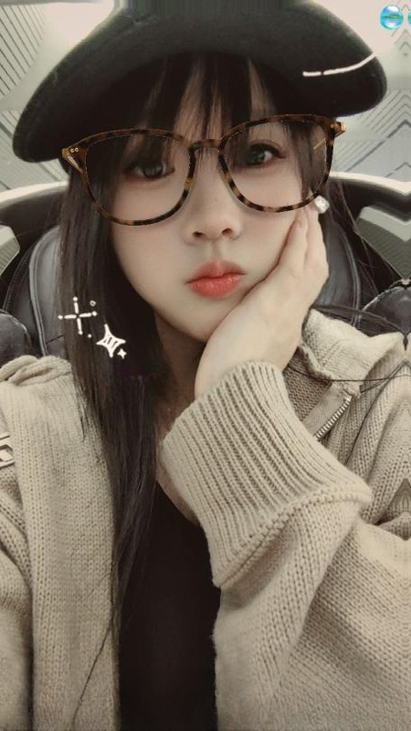 天河舌吻小妖精 图 4