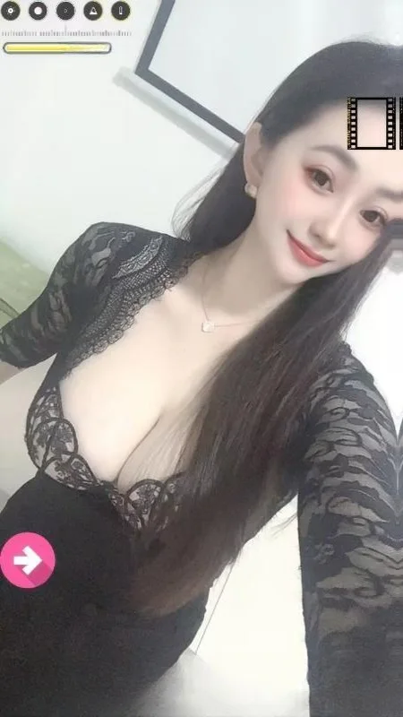 罍街大胸御姐 图 2