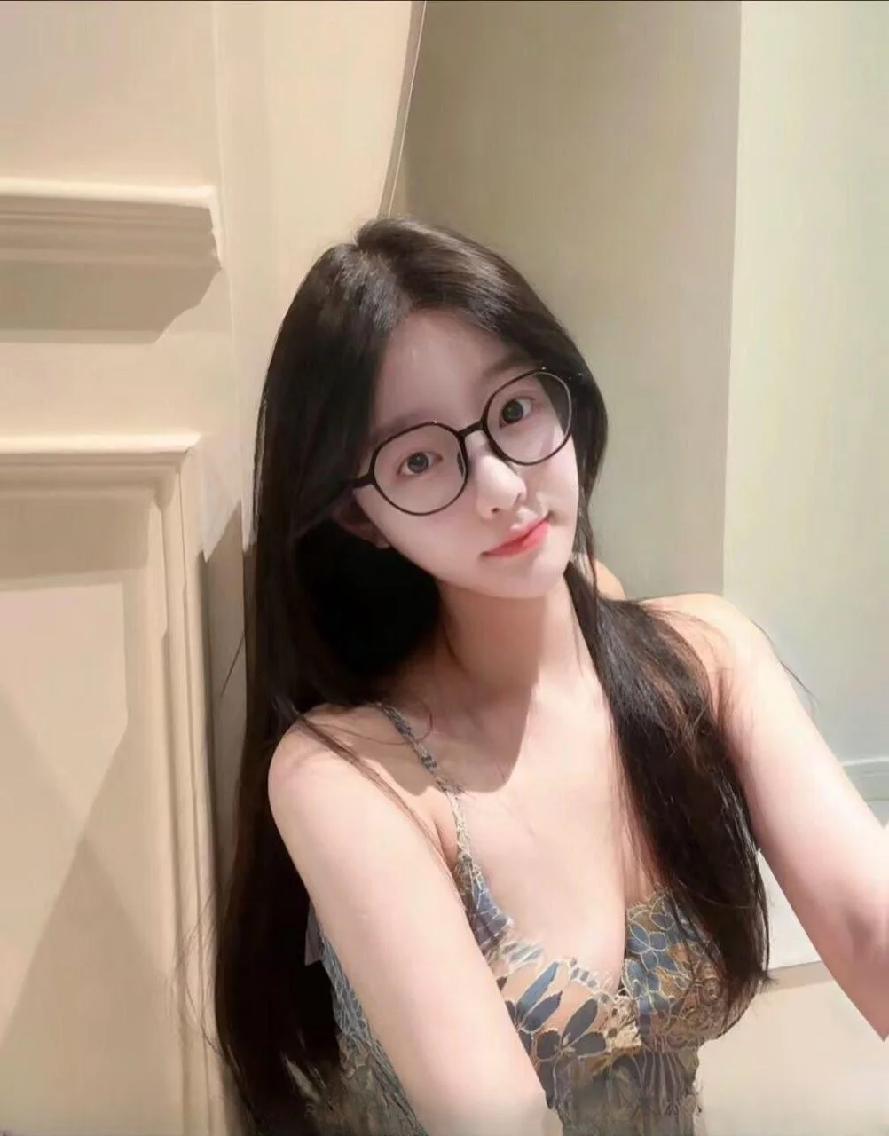 白嫩的小妹妹 图 2