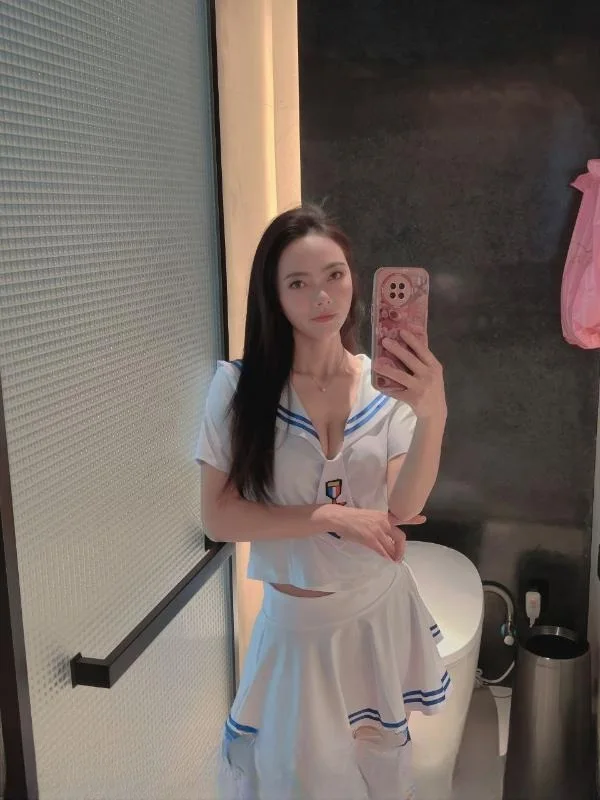 排骨精朵朵