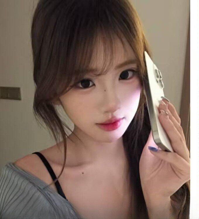 骚女小鱼儿 图 2
