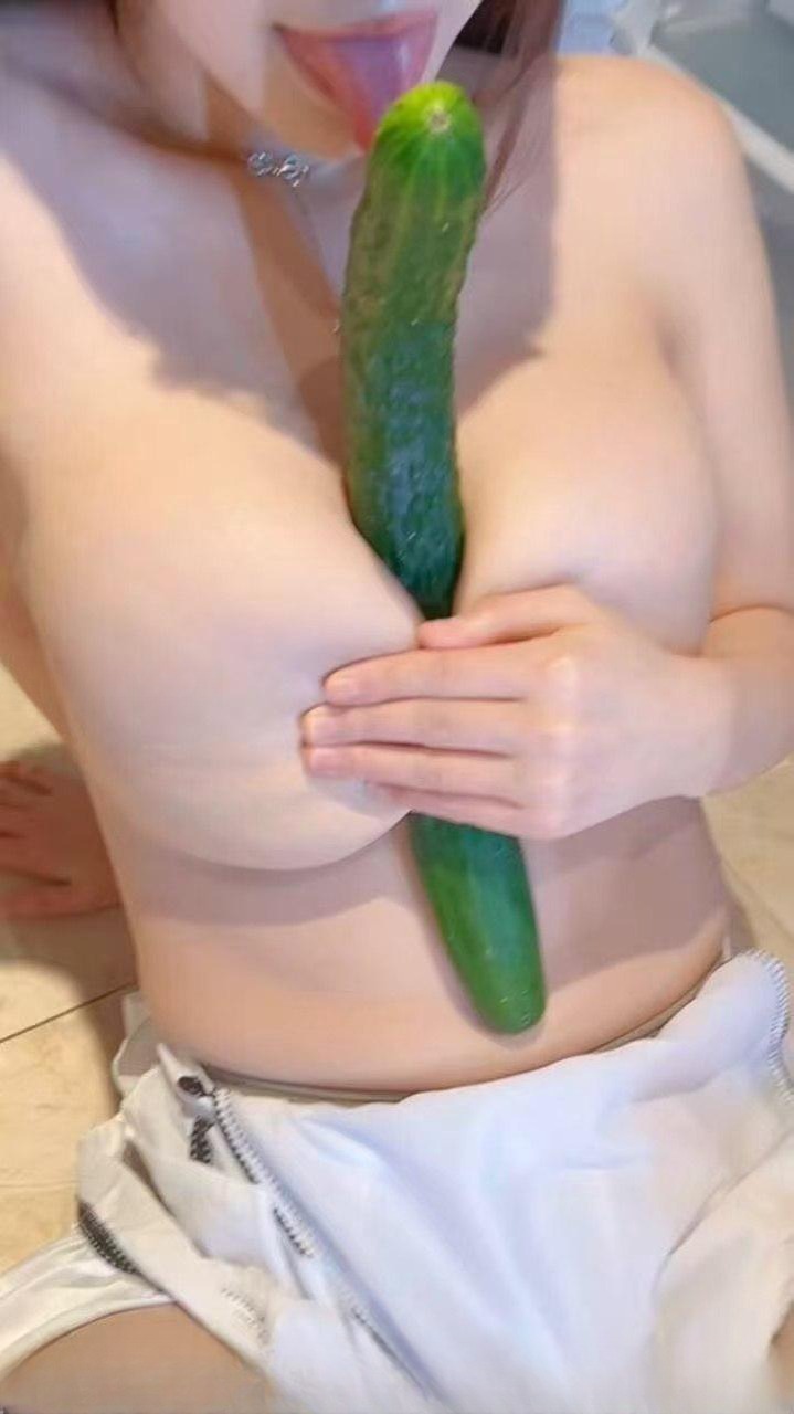 风骚轻熟女郎
