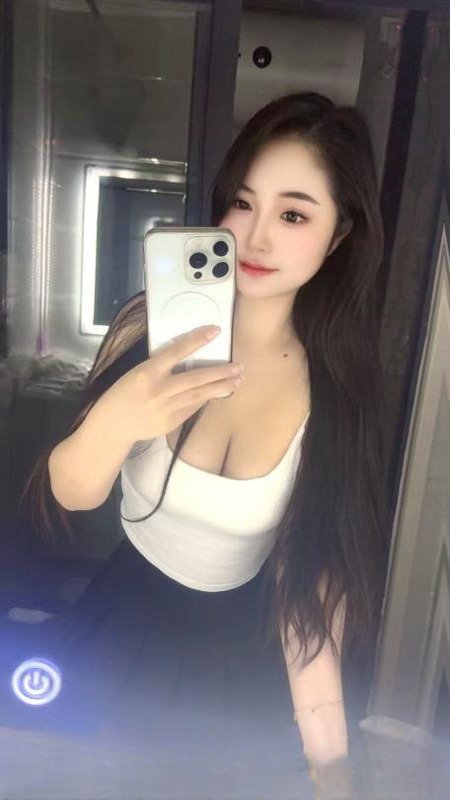 性感大胸奶瓶 图 2