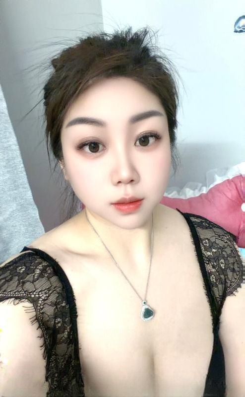 情趣邻家少妇 图 2
