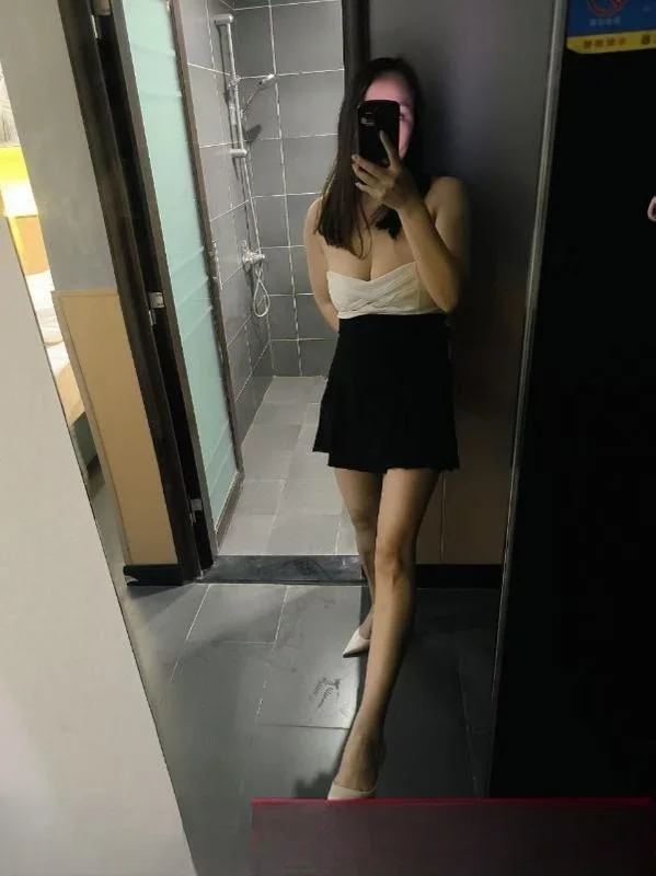 骚逼大长腿个人兼职 图 3