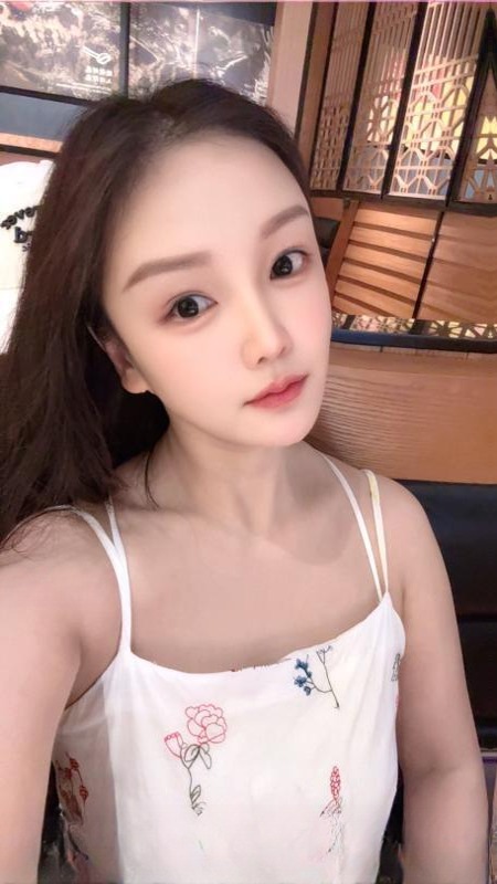 白云潇潇