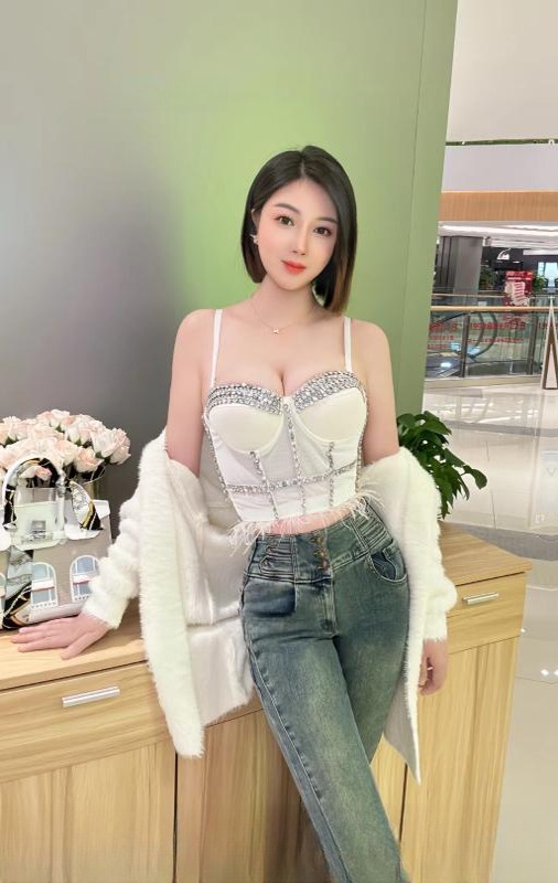 郑州长腿大奶御姐型