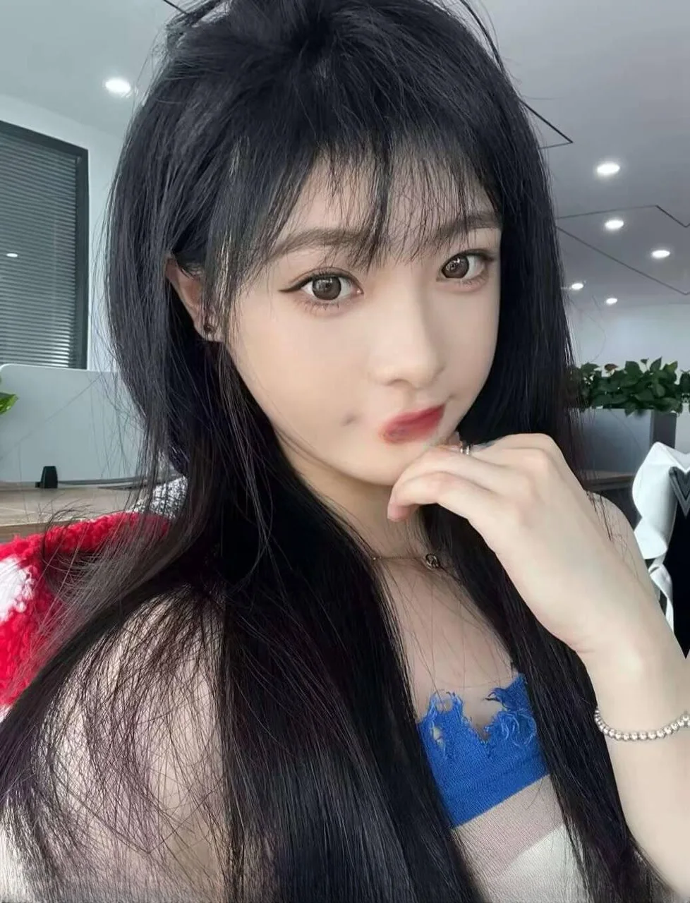 才下海不久的尤物