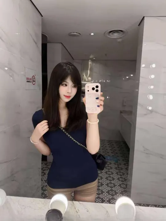 温柔知心小尤物