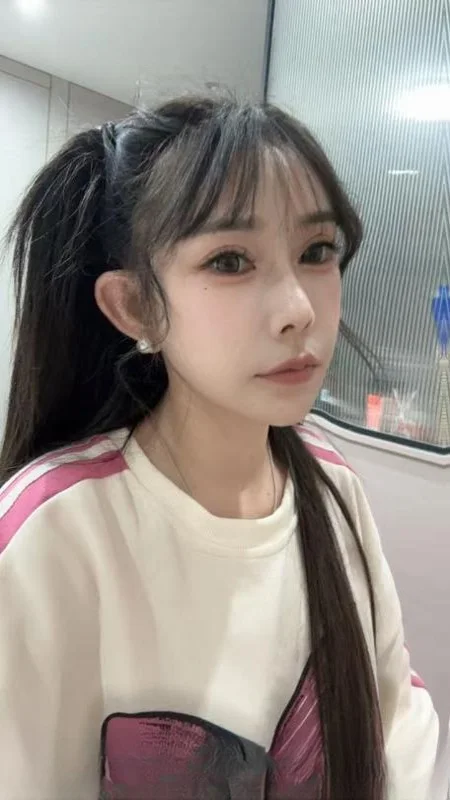 人照一致的小嫩妹
