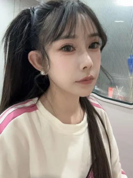 人照一致的小嫩妹