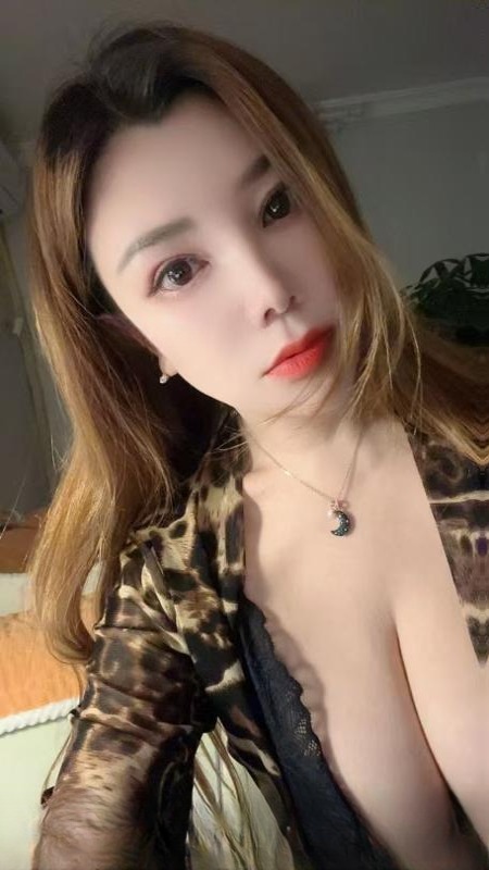 维族姑娘金发巨乳古丽 图 3