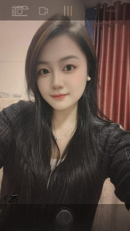 清纯反差妹