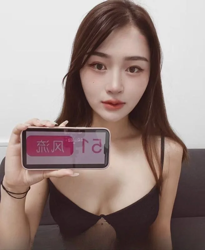 上城性感骚妹婷婷 图 3