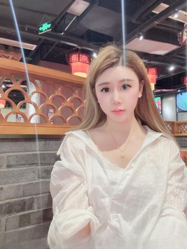 贝贝小姐姐 图 3
