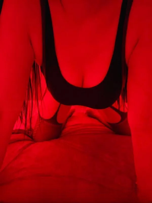 服务一流的母狗 图 4