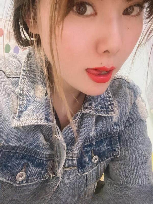 美臀安安 图 2