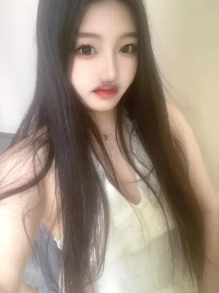 黄埔肥臀妹子