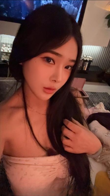 东站巨乳颜值小乔