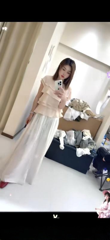 中原区小姐姐云云 图 2