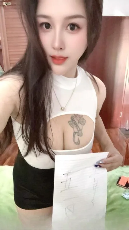 盘龙区大胸妹 图 3