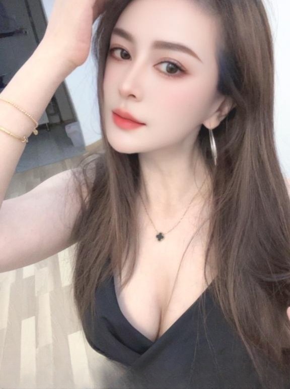 昆山性感御姐 图 3
