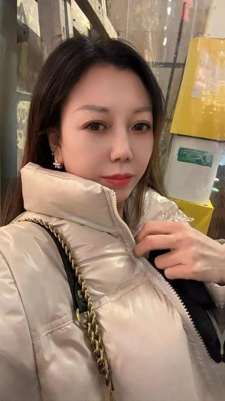 人妻美少妇