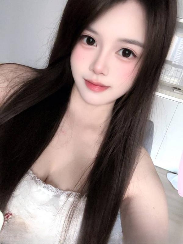 坂田甜美小艾