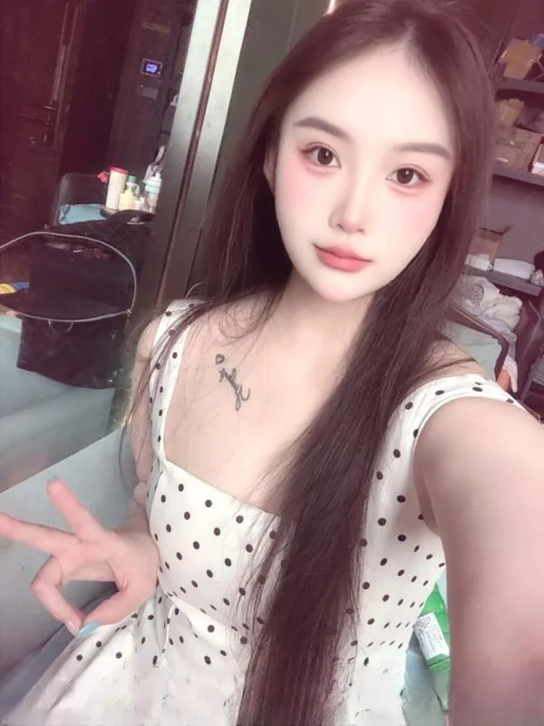罗湖肥臀妹子 图 3