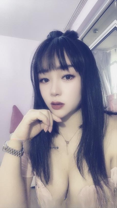 大胸肥臀少妇 图 3