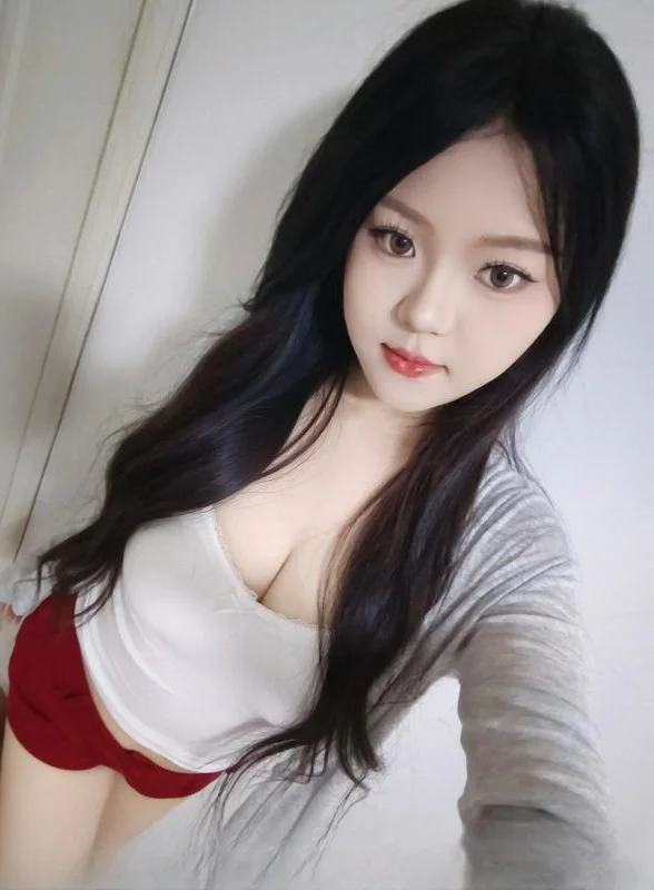 湖塘萝莉嫩妹 图 4