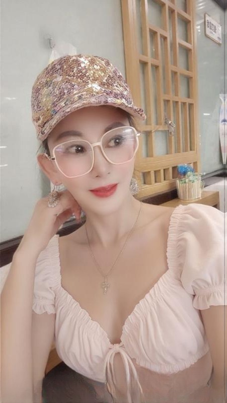 罗湖3张熟女岚姐 图 2