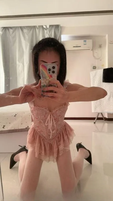 风骚体贴型美女 图 4