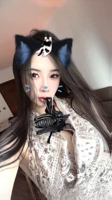 麦地舌吻超靓御姐 图 3