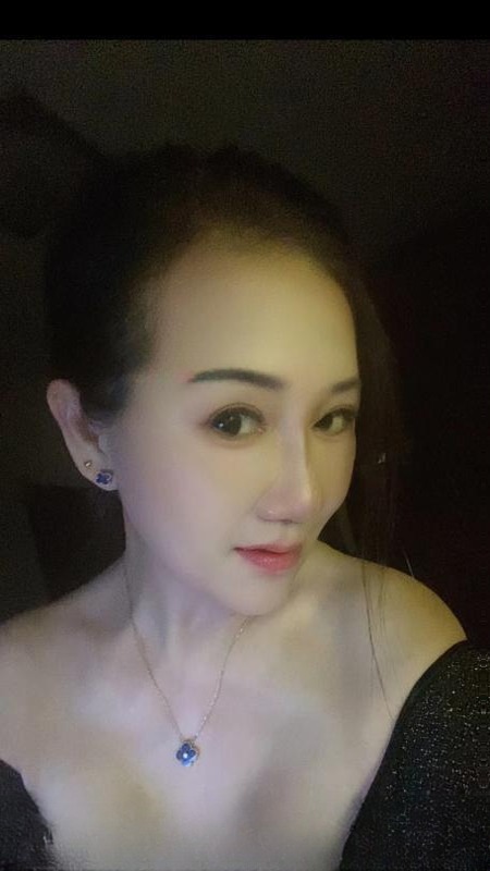 贴心的熟女姐姐 图 2