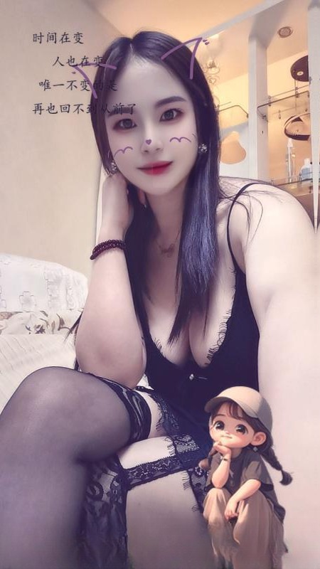 龙首大胸黑丝骚妇 图 2