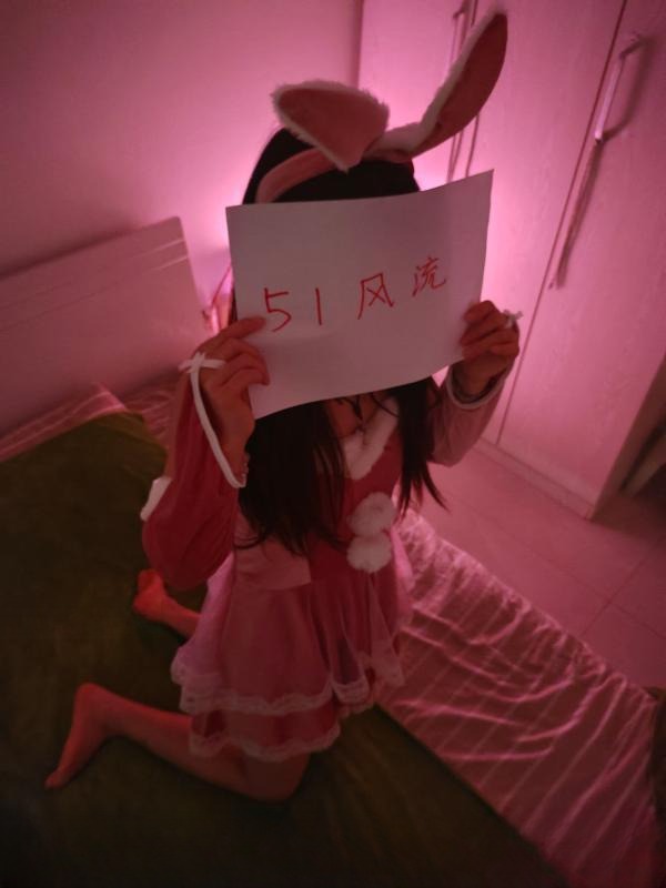 制服兔女郎