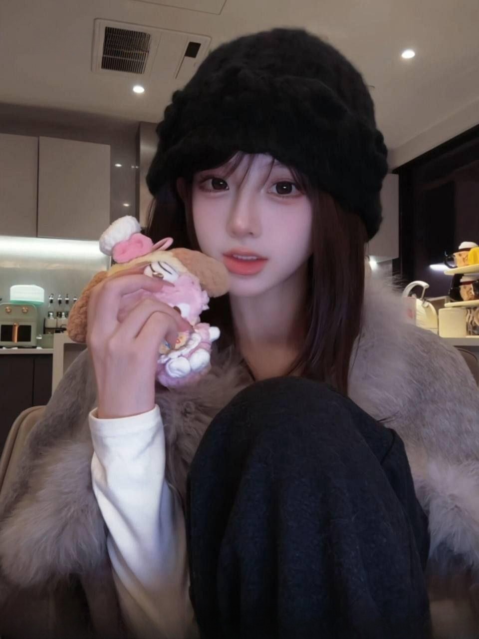 M型肉感少女