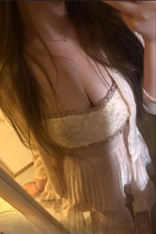 蜜桃臀御姐南汐 图 3
