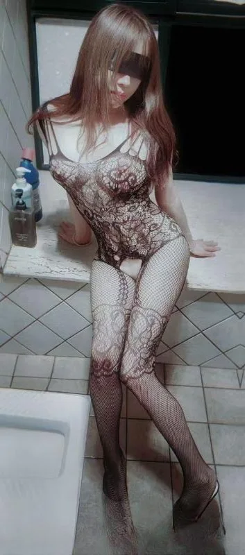 性感大胸骚货田田 图 2