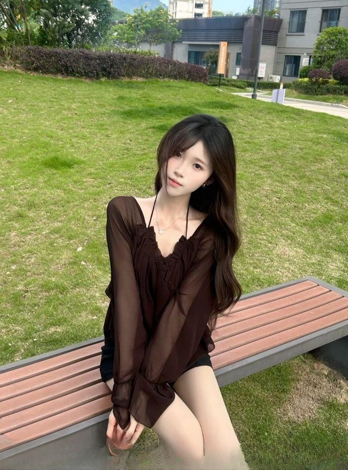 白皙诱惑调情女王 图 2